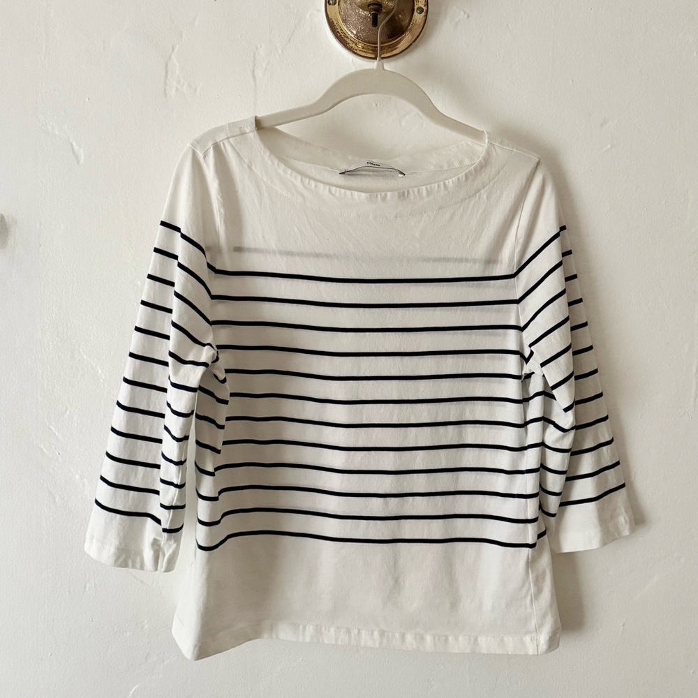 Classic Striped White and Navy Top